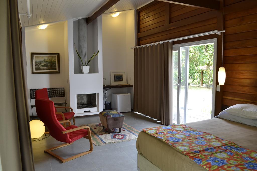 Casa da Ilha do Mel - Pousada de Charme Bilik gambar